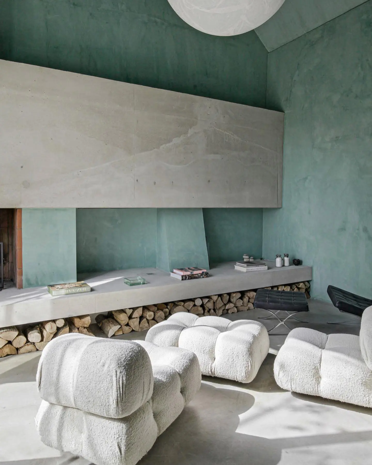 Zugraveli Decorative Interior (Stucco, beton, pe baza de var)